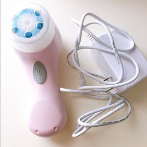 ClariSonic Face cleaning brush